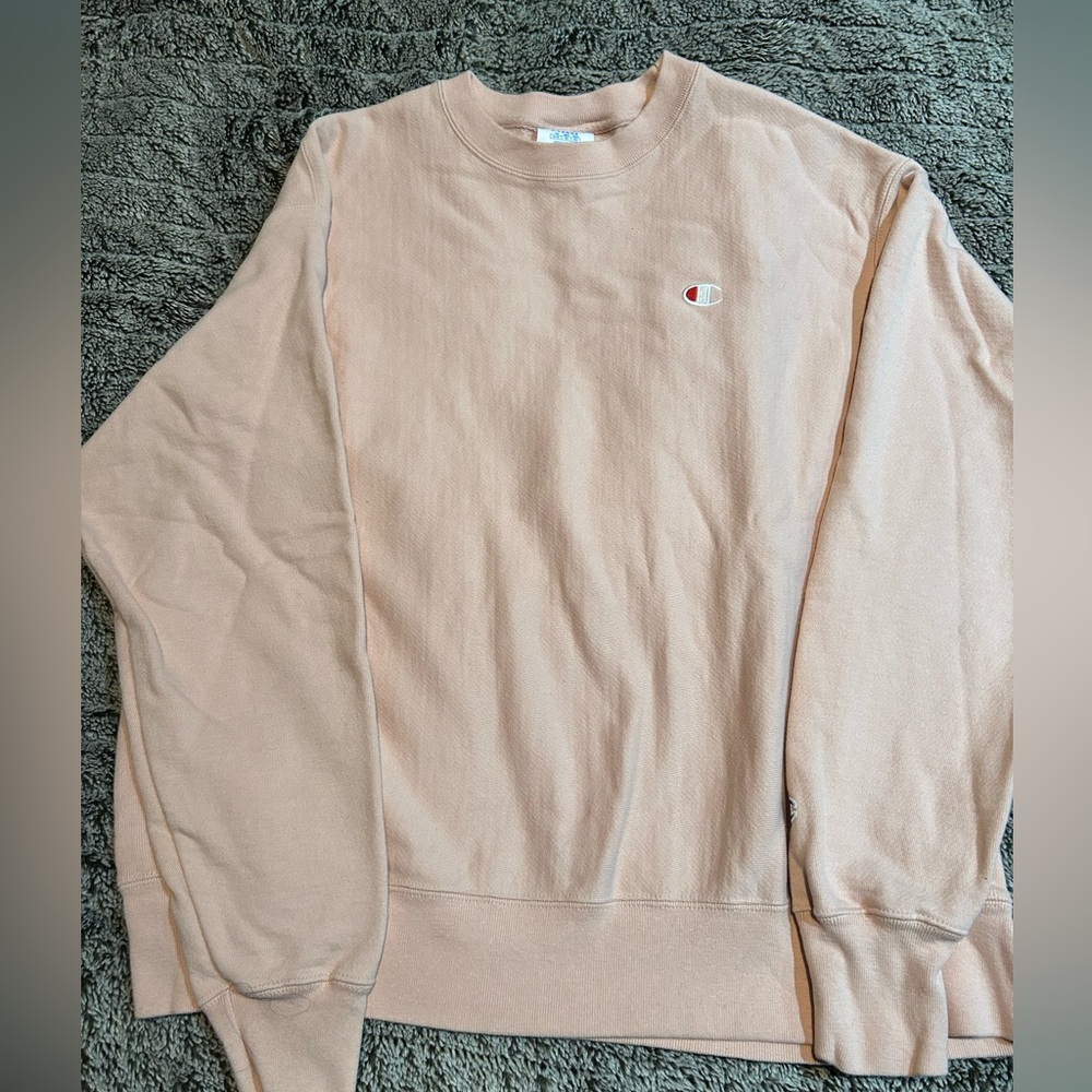 Champion sweatshirt. Women’s size XL.